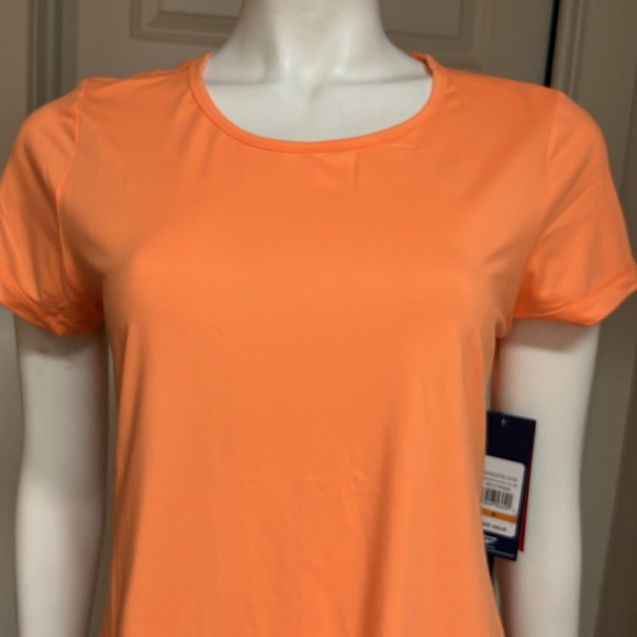 Reebok Athletic/Athleisure Tee, NWT! - Picture 2 of 10